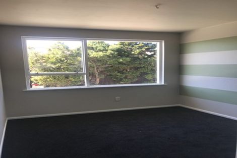 Photo of property in 40 Inwoods Road, Parklands, Christchurch, 8083
