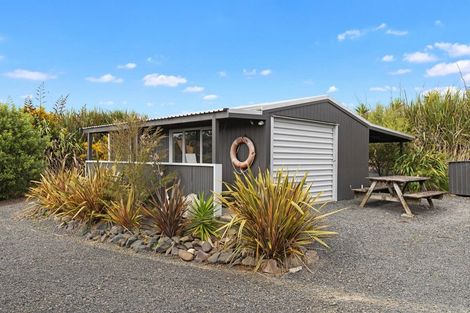 Photo of property in 233 Maungatawhiri Road, Raglan, 3295