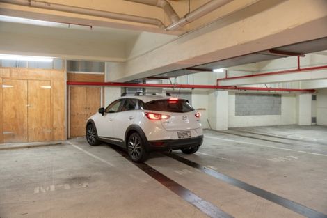 Photo of property in Stadium Garden Flats, 114/107 Thorndon Quay, Pipitea, Wellington, 6011