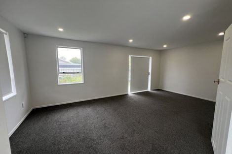 Photo of property in 58 Grimseys Road, Redwood, Christchurch, 8051