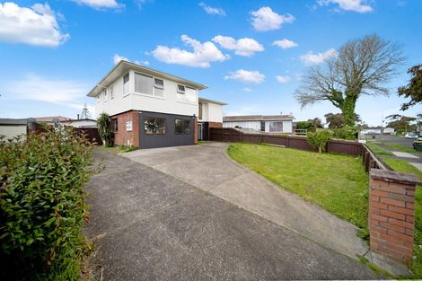 Photo of property in 12 Ronald Place, Manurewa, Auckland, 2102