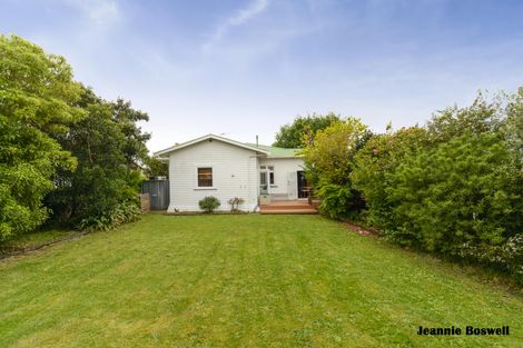 Photo of property in 38 Argyle Avenue, Takaro, Palmerston North, 4410
