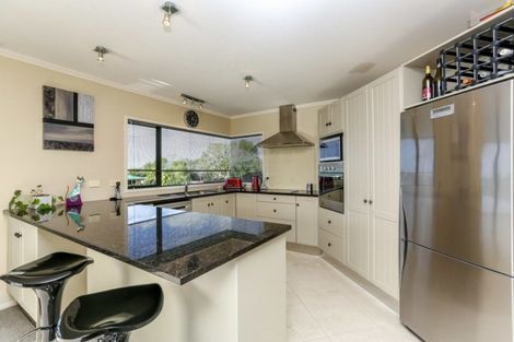Photo of property in 20 Barrett Road, Whalers Gate, New Plymouth, 4310