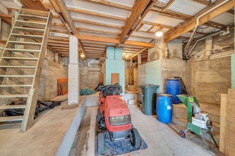 Photo of property in 12 Oxford Street, Holmes Hill, Oamaru, 9401