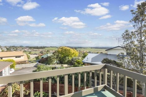 Photo of property in 16 Prospect Place, Western Heights, Hamilton, 3200