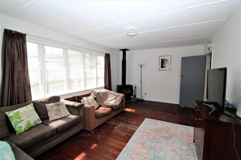 Photo of property in 27 Burgoyne Street, Woodville, 4920