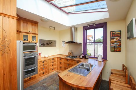 Photo of property in 32 Hull Street, South Hill, Oamaru, 9400