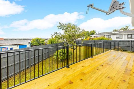 Photo of property in 4 Kepler Place, Clover Park, Auckland, 2019