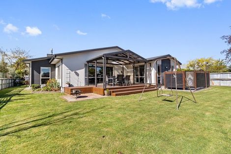 Photo of property in 135 Main Road, Pleasant Point, 7903