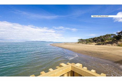 Photo of property in 6569 Pouto Road, Pouto, 0391