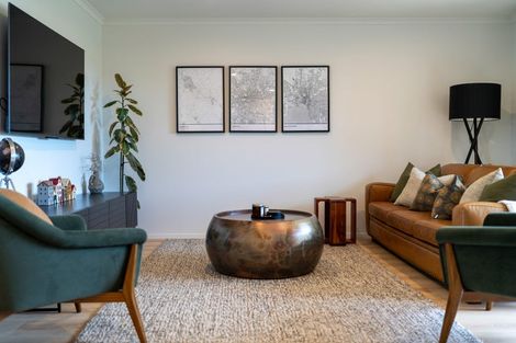 Photo of property in 18a Rose Leigh Drive, Cambridge, 3434