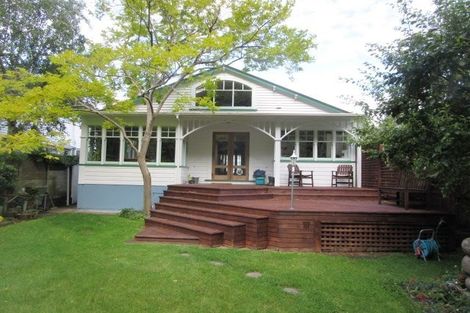 Photo of property in 48 Ferry Street, Seatoun, Wellington, 6022