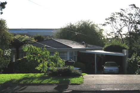 Photo of property in 54 Sylvan Crescent, Te Atatu South, Auckland, 0610