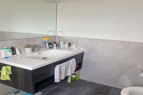 Photo of property in 49b Andrew Road, Howick, Auckland, 2010