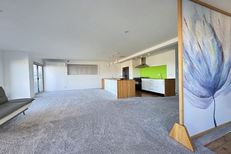 Photo of property in 165 Townsend Road, Miramar, Wellington, 6022