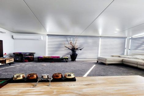 Photo of property in 63 Carlisle Road, Torbay, Auckland, 0630