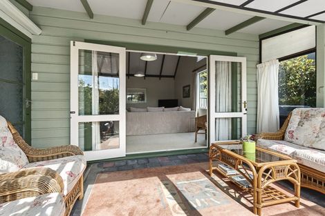 Photo of property in 9a Tamati Place, Merrilands, New Plymouth, 4312