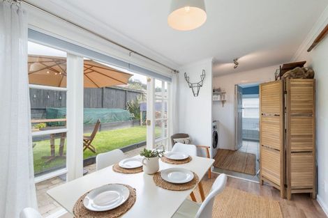 Photo of property in 21a Korau Grove, Stokes Valley, Lower Hutt, 5019