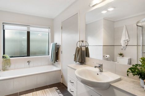 Photo of property in 405b Devonport Road, Tauranga South, Tauranga, 3112