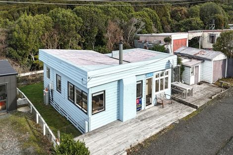 Photo of property in 7 Kowhai Street, Kaka Point, Balclutha, 9271