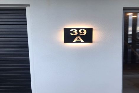 Photo of property in 39a Mantell Street, Seatoun, Wellington, 6022