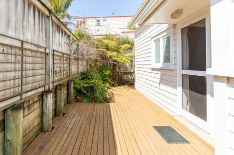 Photo of property in 63 Palmerston Road, Birkenhead, Auckland, 0626