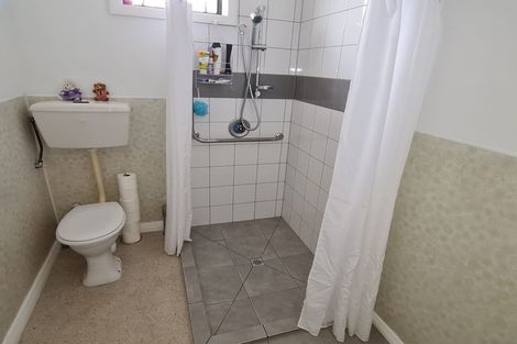 Photo of property in 20 Bentham Street, Westport, 7825