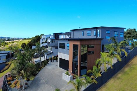 Photo of property in 57 Hawaiian Parade, Arkles Bay, Whangaparaoa, 0932