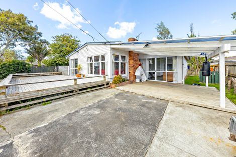 Photo of property in 26 Tiraumea Drive, Pakuranga, Auckland, 2010
