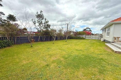 Photo of property in 16 Burns Street, Tawhero, Whanganui, 4501