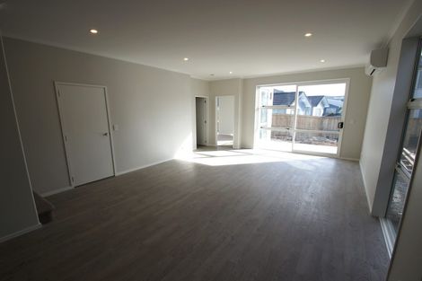 Photo of property in 10 Vincent Lane, Hobsonville, Auckland, 0616