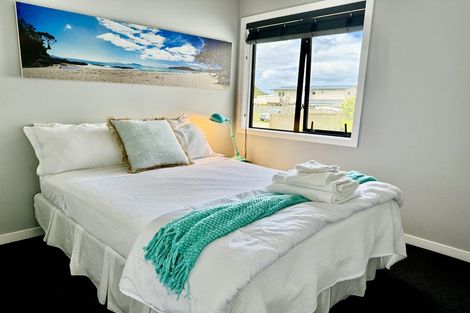 Photo of property in 4 Ahi Kaa Lane, Snells Beach, 0920