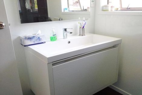 Photo of property in 2/22 Dartmoor Avenue, Westown, New Plymouth, 4310