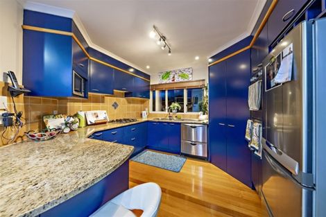 Photo of property in 1 Kumar Place, The Gardens, Auckland, 2105