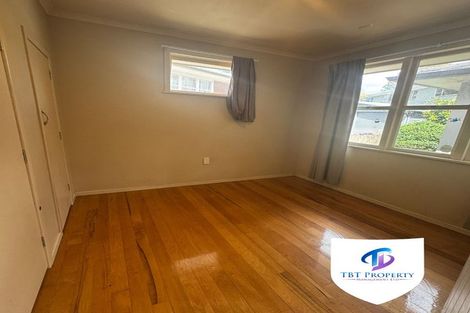 Photo of property in 14 Portadown Avenue, Pakuranga Heights, Auckland, 2010