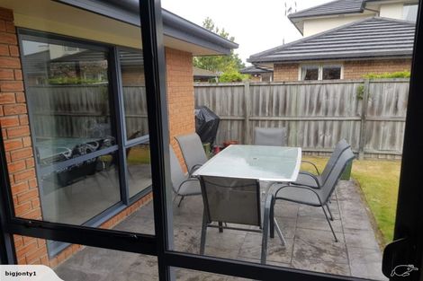 Photo of property in 6a Blarney Place, Casebrook, Christchurch, 8051