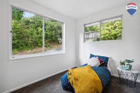 Photo of property in 35 August Street, Stokes Valley, Lower Hutt, 5019