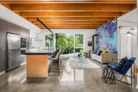 Photo of property in 18 Markham Place, Bucklands Beach, Auckland, 2012