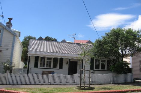 Photo of property in 77 Elizabeth Street, Mount Victoria, Wellington, 6011