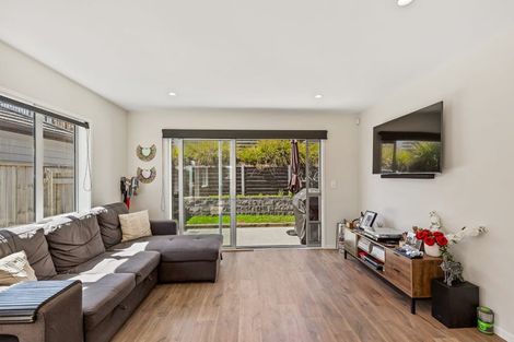 Photo of property in 48 Accolage Boulevard, Kumeu, 0810