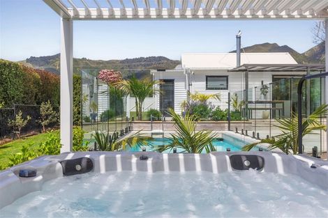 Photo of property in 1 Lansdowne Street, Clifton, Takaka, 7183