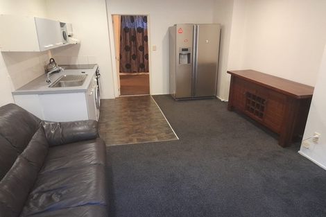 Photo of property in 2b/66 Mount Eden Road, Mount Eden, Auckland, 1024