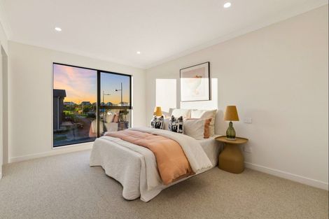 Photo of property in 32 Catalina Avenue, Rosehill, Papakura, 2113
