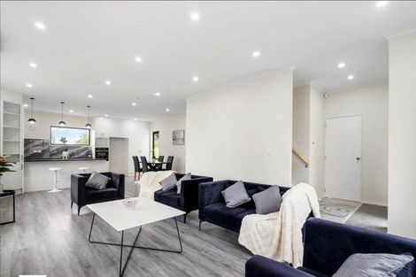 Photo of property in 6a Terra Nova Street, Glen Eden, Auckland, 0602