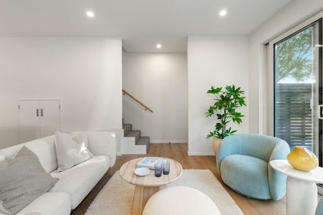 Photo of property in 15 Puriri Street, Woburn, Lower Hutt, 5010