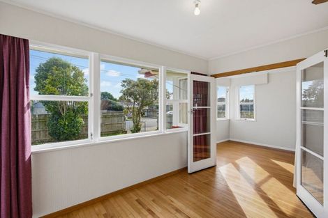Photo of property in 14 Dittmer Street, Otaki, 5512