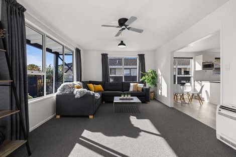 Photo of property in 12 Resolution Place, Bryndwr, Christchurch, 8053
