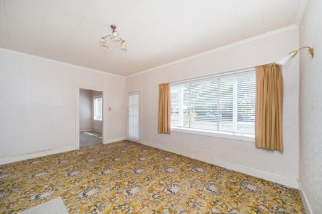 Photo of property in 94 Victoria Avenue, Palmerston North, 4410