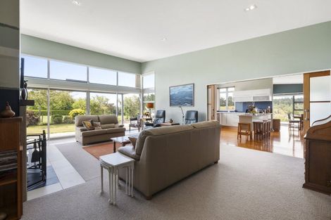 Photo of property in 14 Branksome Place, Aokautere, Palmerston North, 4471