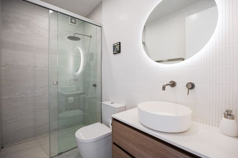 Photo of property in 39d Kowhai Road, Mairangi Bay, Auckland, 0630